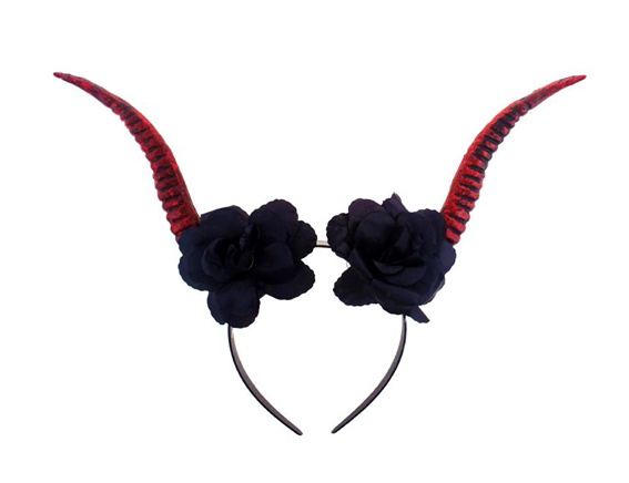 Duiveldiadeem lange hoorns met bloemen