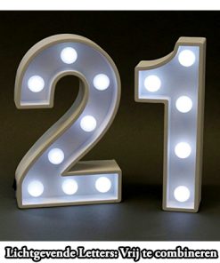 21  Lichtgevende letters combinatie voorbeeld