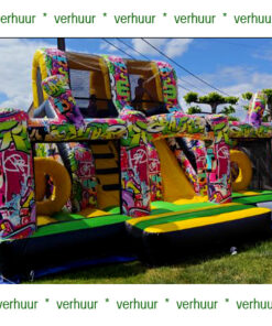 Groot springkasteel 5 m diep op 6 m breedt incl leveren en ophalen 